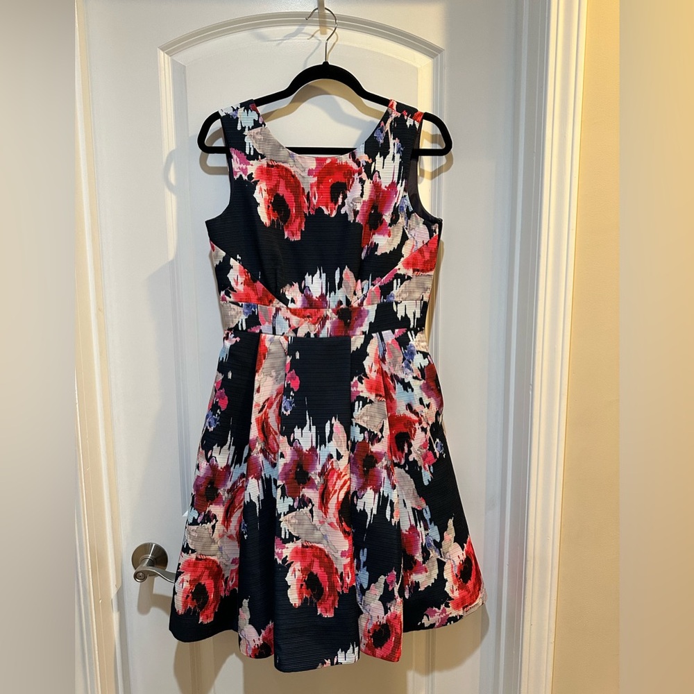 Kate Spade Size 4 NWT Navy Floral Cocktail Dress